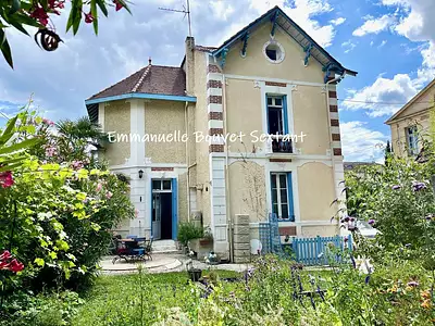Maison, 180 m²