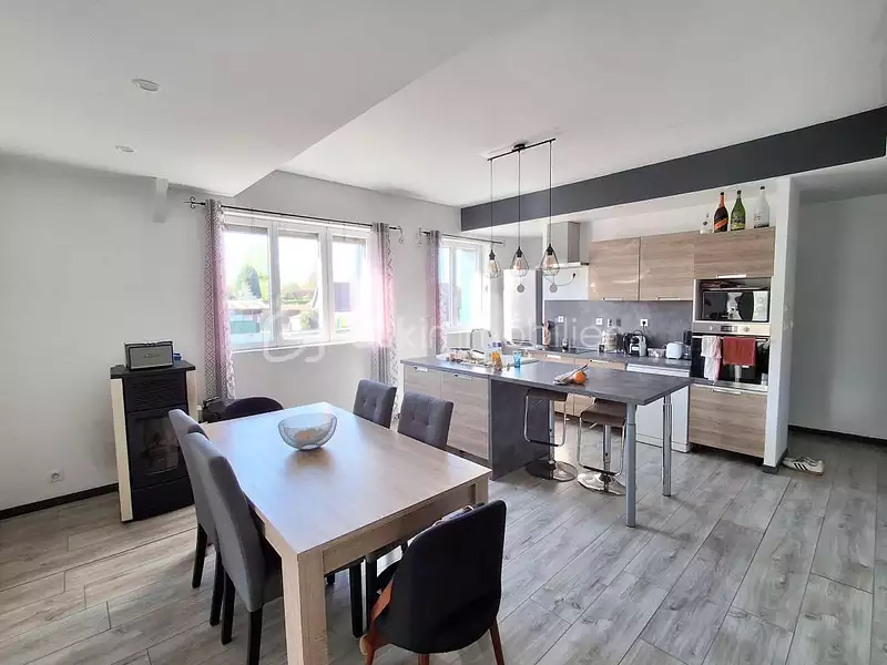 Immeuble, 300 m²