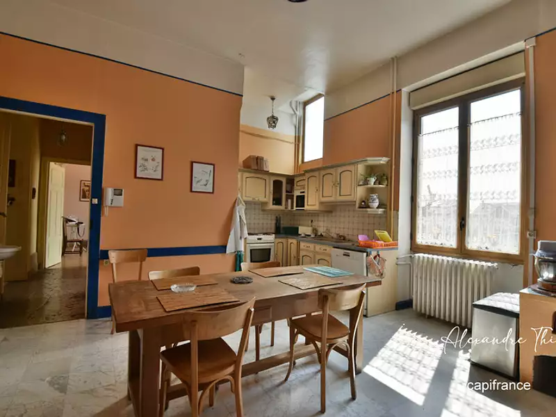 Maison, 361 m²