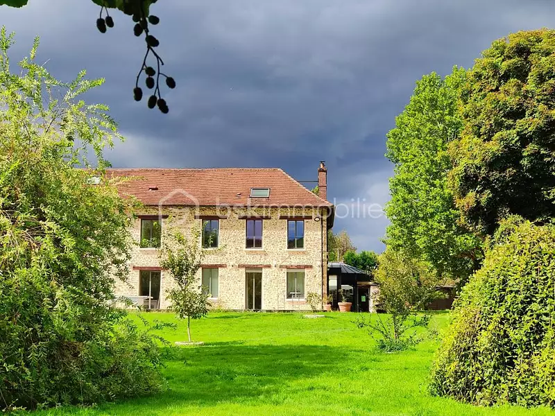 Maison, 785 m²