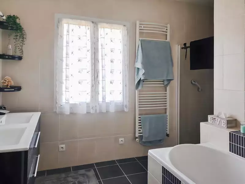 Maison, 84 m²