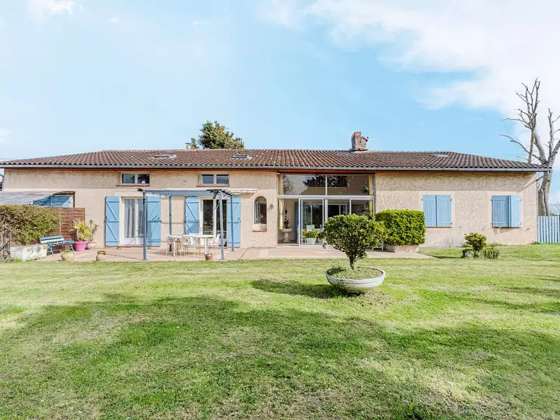 Maison, 324 m²