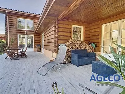 Maison, 243 m²