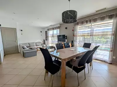 Maison, 114 m²
