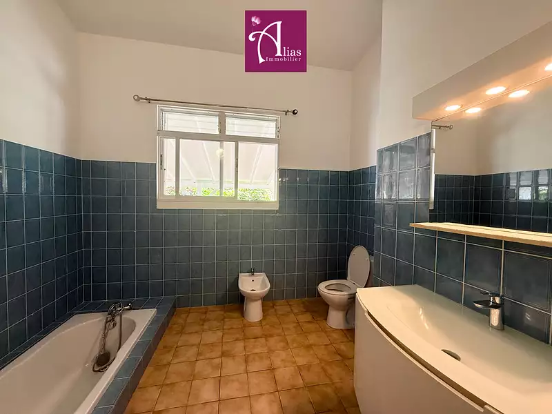 Maison, 137 m²