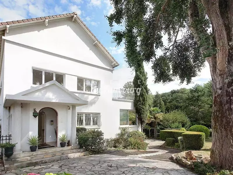 Maison, 220 m²