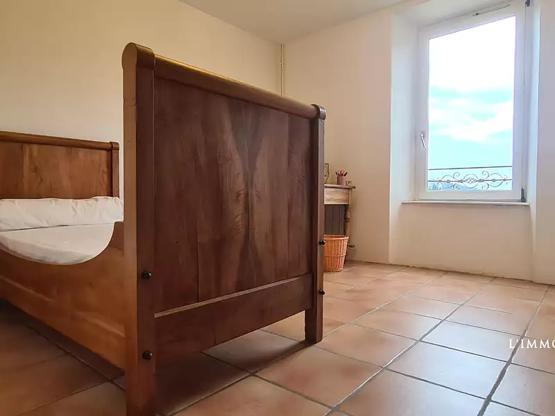 Maison, 307,4 m²