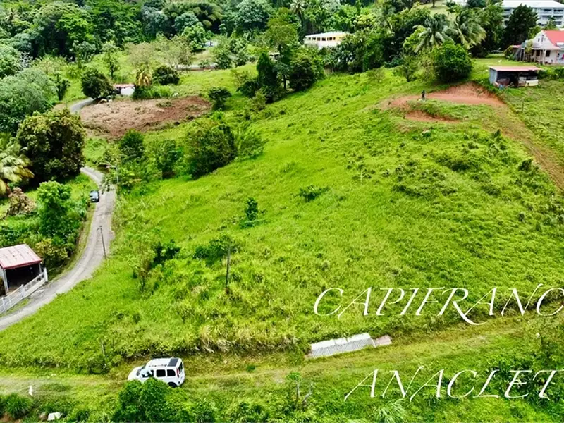 Terrain, 437 m²
