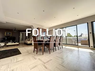 Maison, 286 m²