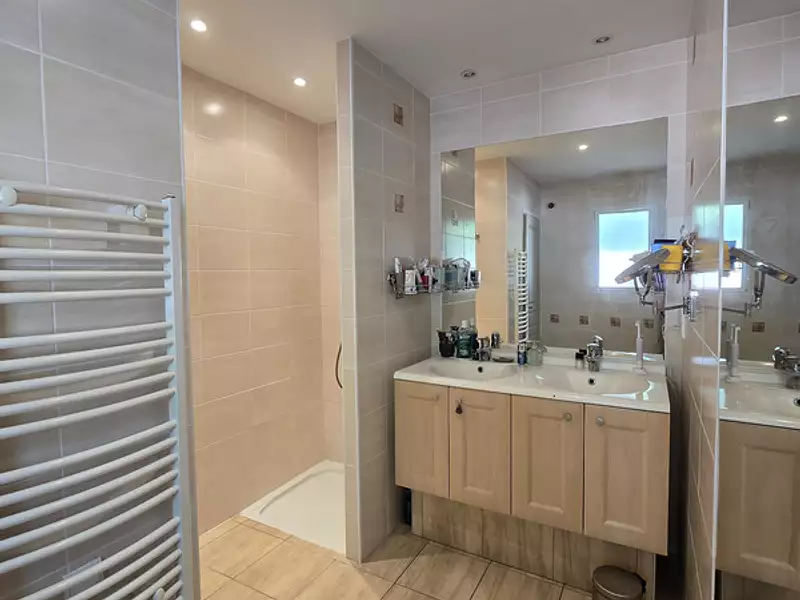 Maison, 272 m²