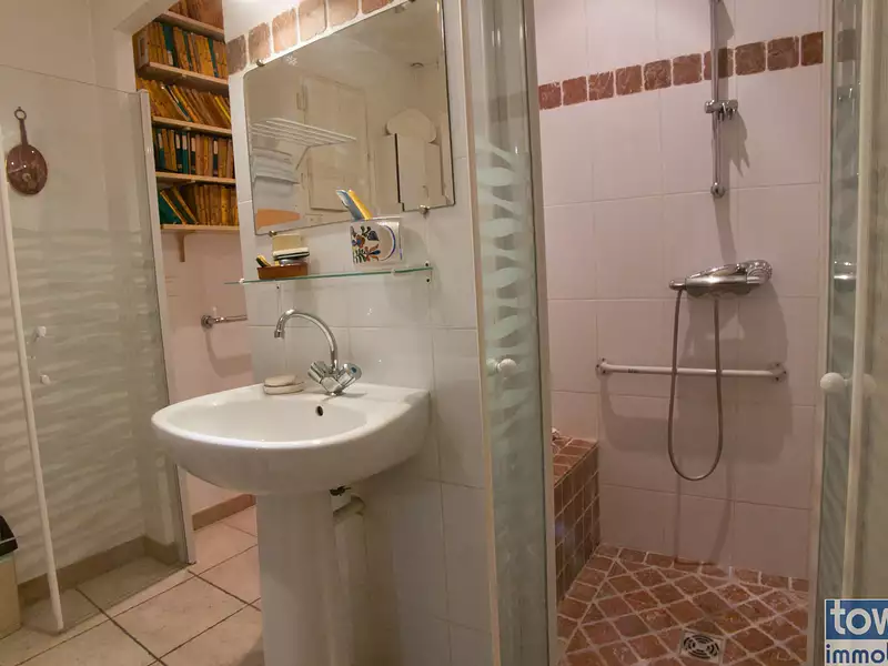Maison, 220 m²
