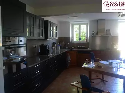 Maison, 240 m²