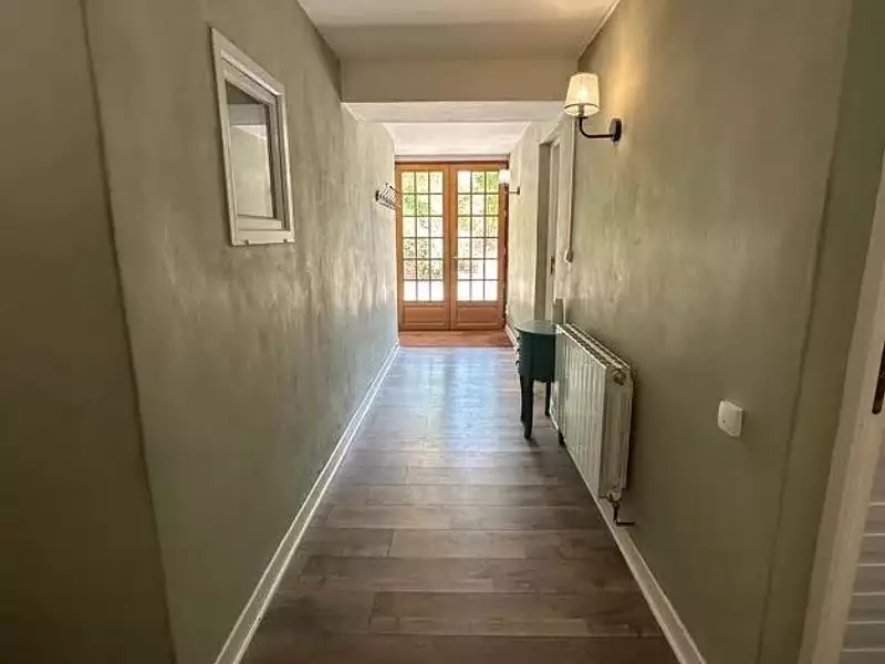 Maison, 185 m²