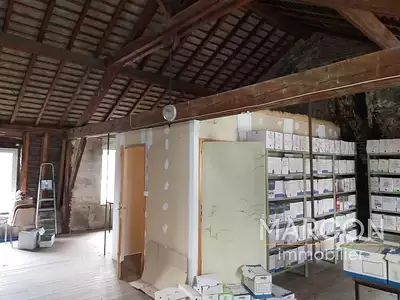 Immeuble, 130 m²