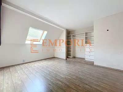 Maison, 345 m²