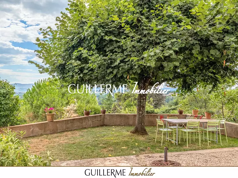Maison, 217 m²
