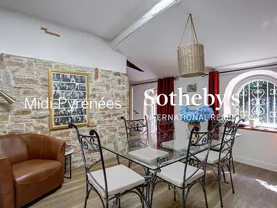 Maison, 375 m²