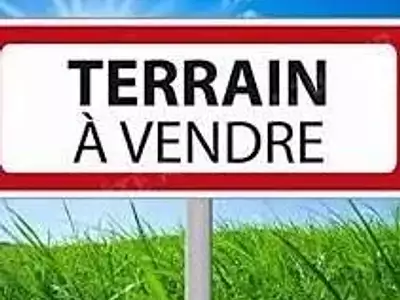Terrain, 750 m²