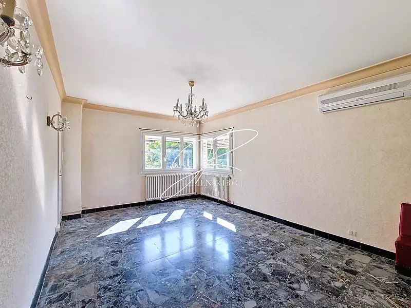 Maison, 183 m²