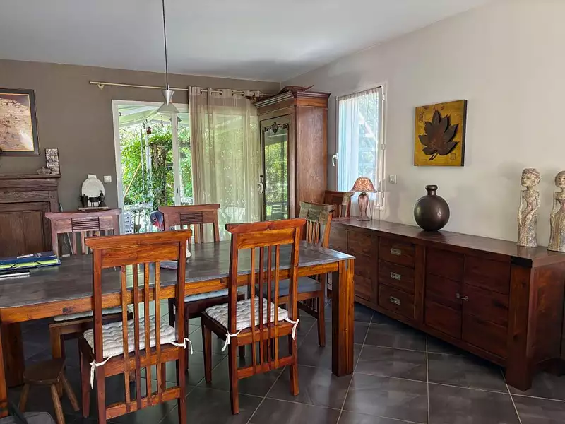 Maison, 175 m²