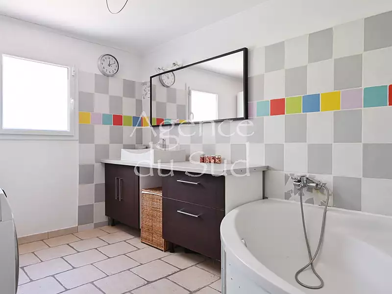 Maison, 140 m²