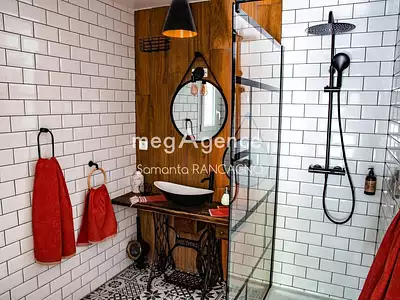 Maison, 198 m²