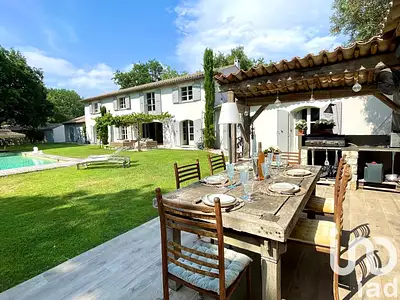 Maison, 332 m²