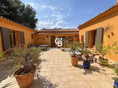 Maison, 178 m²