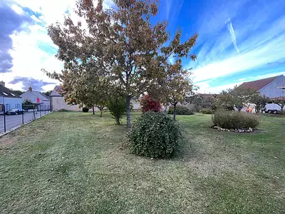 Terrain, 607 m²