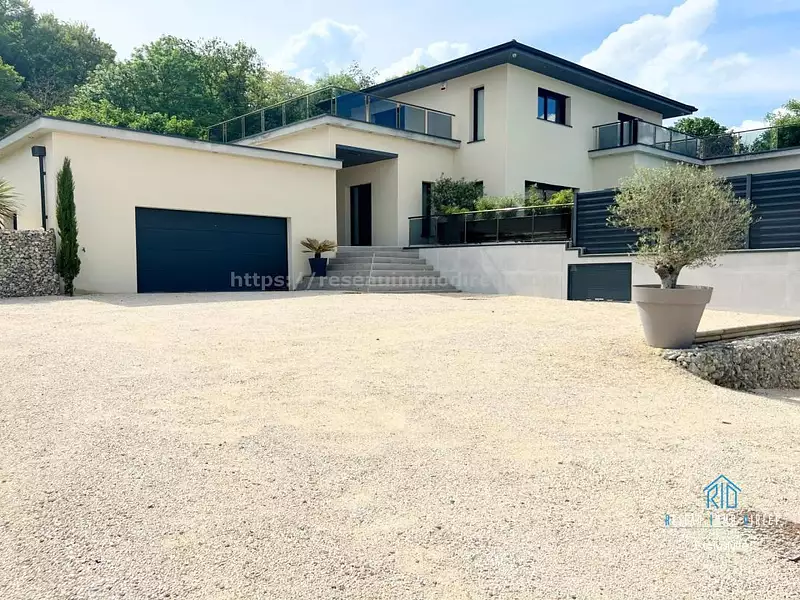 Maison, 150 m²