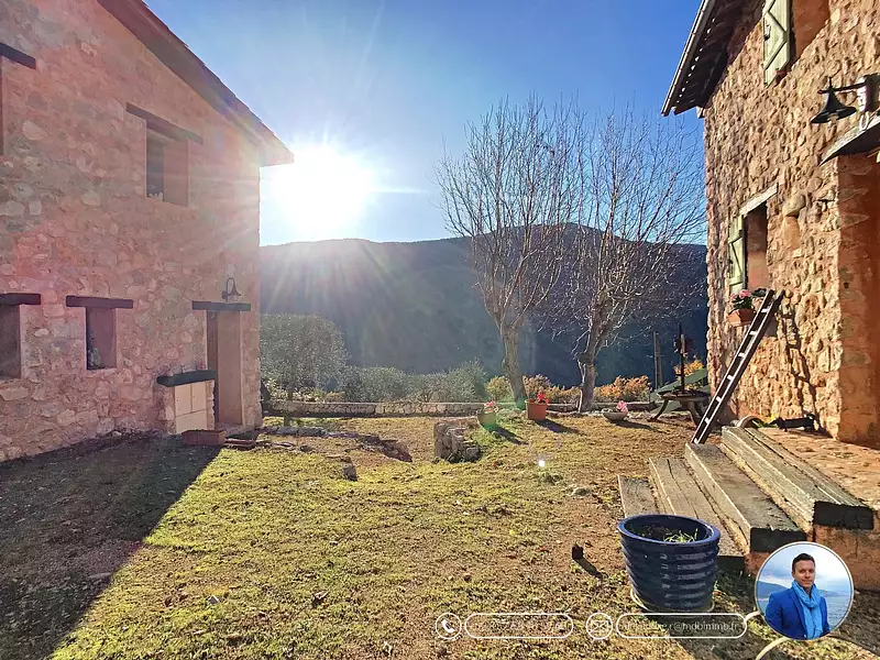 Maison, 232 m²