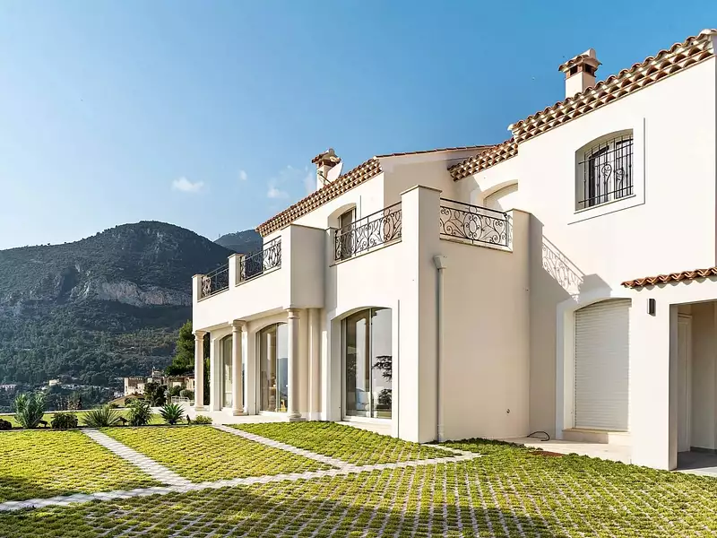 Maison, 317 m²