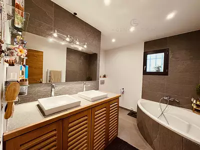 Maison, 205,95 m²