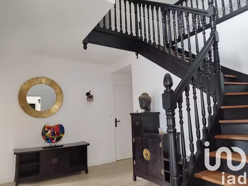 Maison, 196 m²