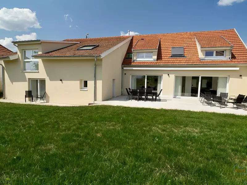 Maison, 291 m²