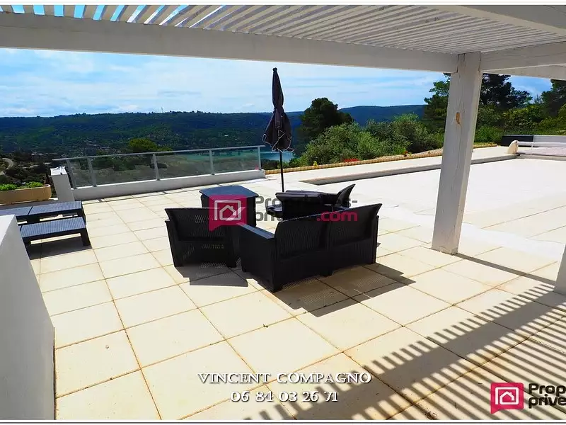 Maison, 230 m²