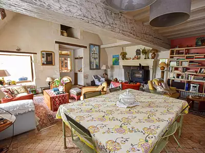 Maison, 303 m²