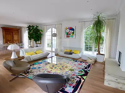 Maison, 380 m²