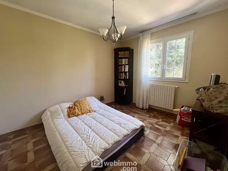 Maison, 220 m²