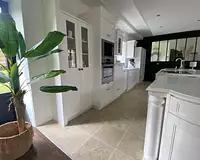 Maison, 245 m²