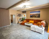 Maison, 225 m²