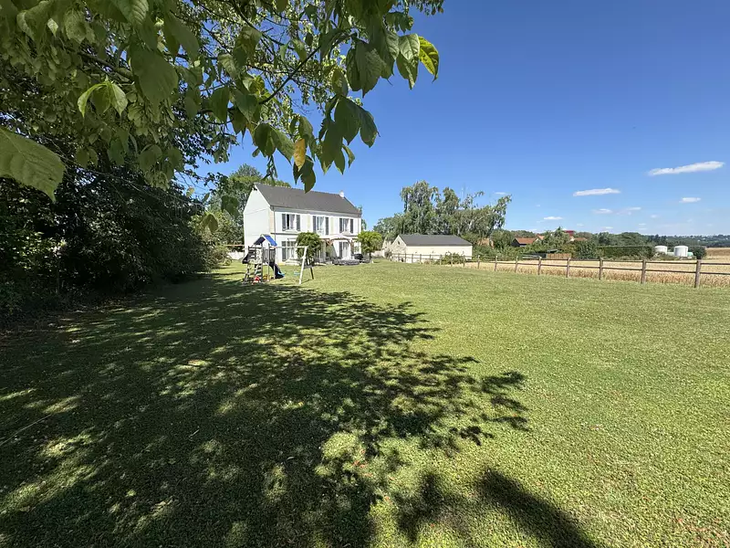 Maison, 205 m²