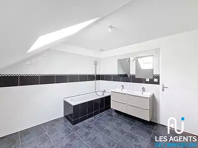 Maison, 160 m²