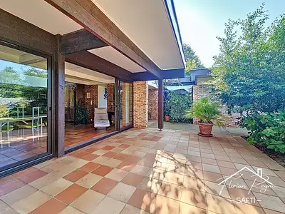 Maison, 211 m²