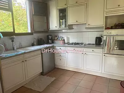 Maison, 250 m²