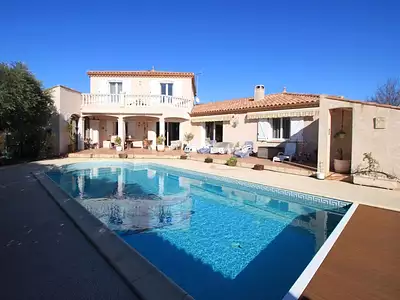 Maison, 240 m²