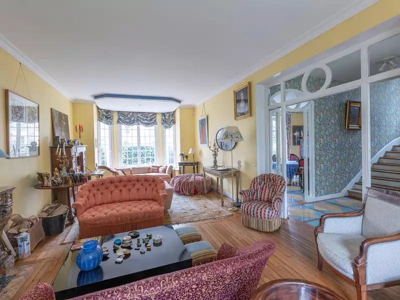 Maison, 243 m²