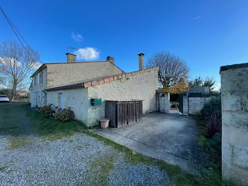 Maison, 250 m²