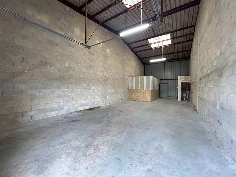 Divers, 100 m²