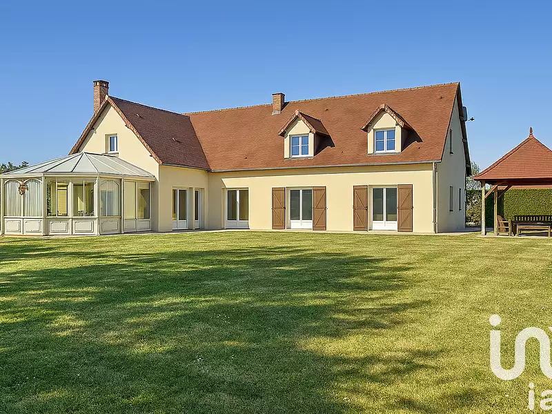 Maison, 380 m²